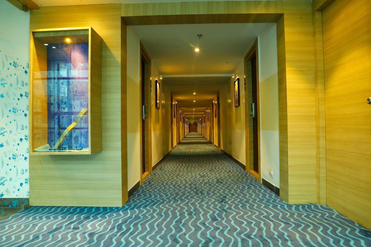 Bay View Hotel Vizag Visakhapatnam Exterior foto