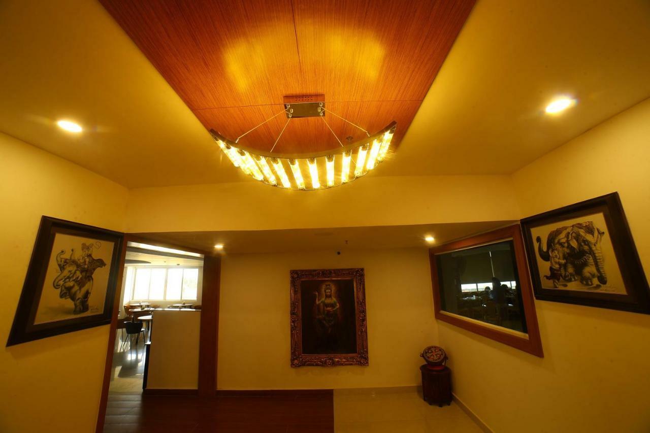 Bay View Hotel Vizag Visakhapatnam Exterior foto